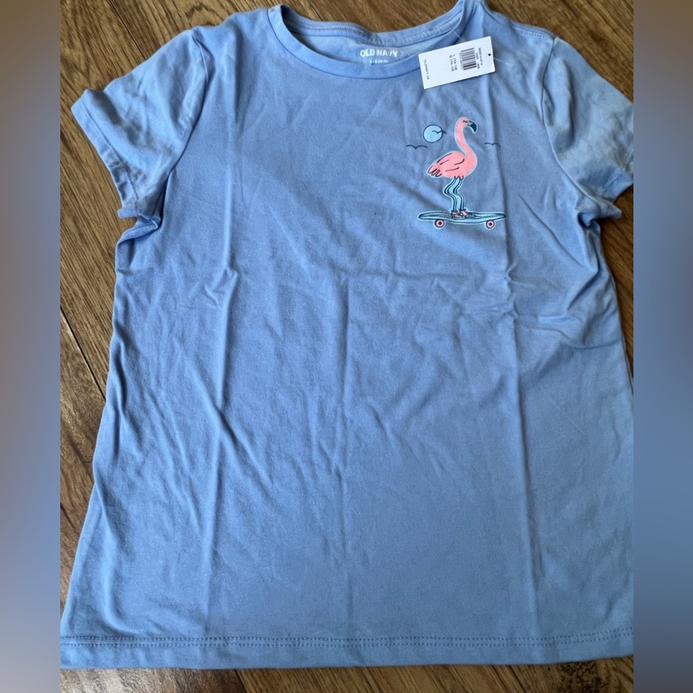 NWT Old Navy kids blue tee with flamingo print. Size L